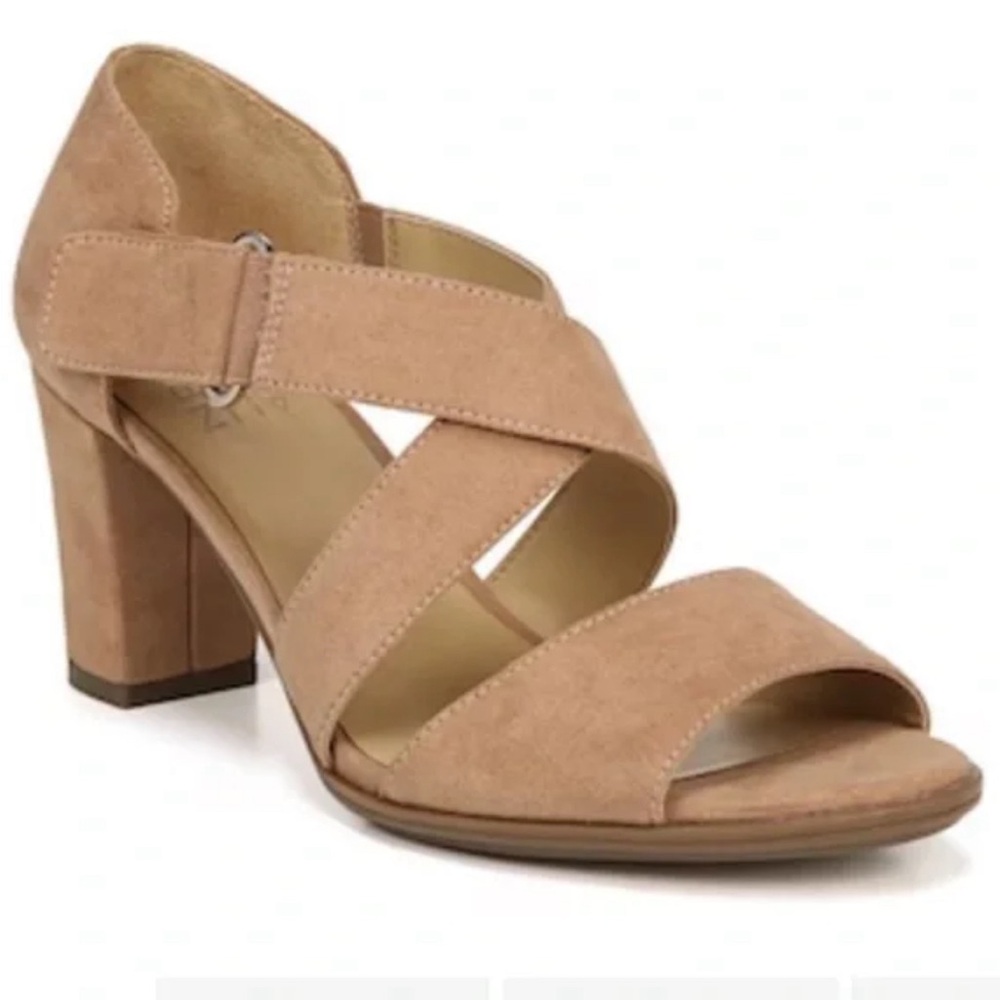 NWOB Naturalizer Ultrasuede Sandals